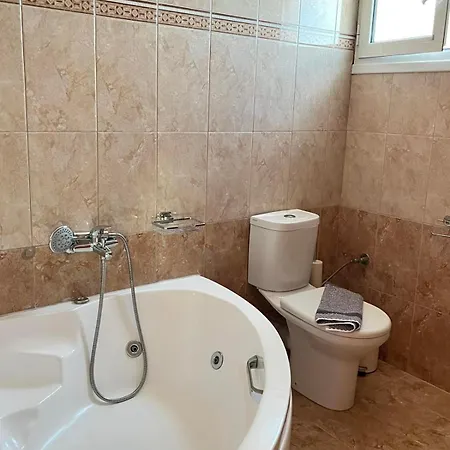 Drosia Apartahotel *