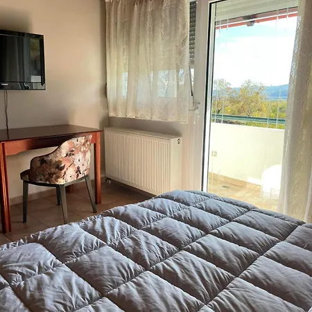 Apartahotel Drosia *