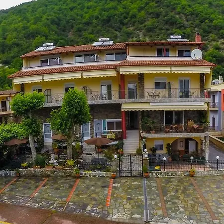 Apartahotel Drosia Káto Loutrákion